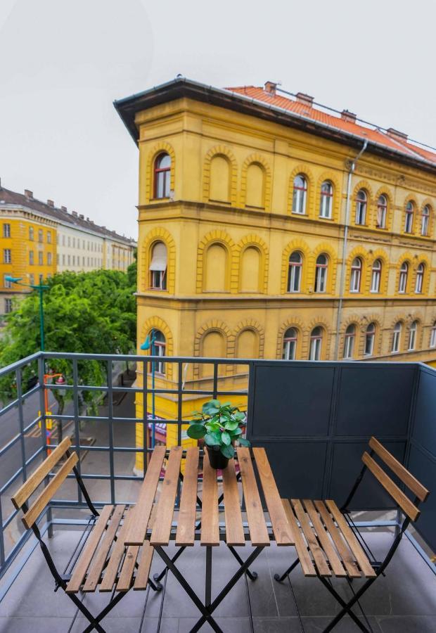 Corvin Avenue Premium Central Apartment Budapest Eksteriør billede