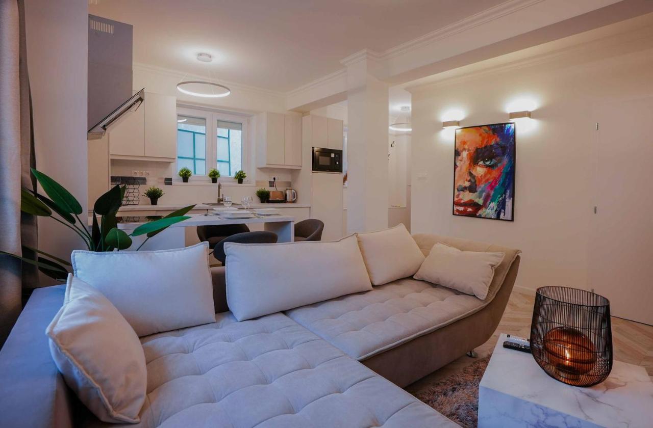 Corvin Avenue Premium Central Apartment Budapest Eksteriør billede
